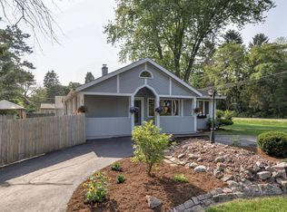 4940 Beacon Ln, Racine, WI 53402