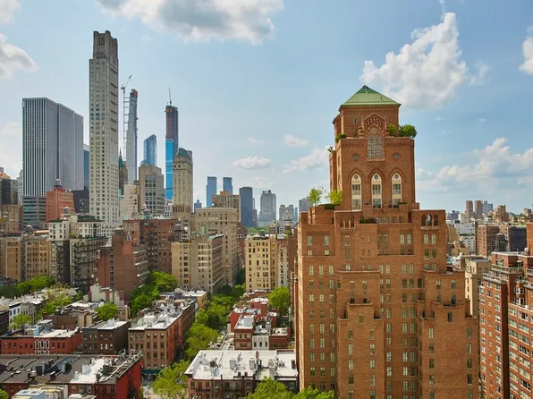 175 East 62nd Street image 8 of 8