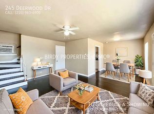 245 Deerwood Dr, San Antonio, TX 78209