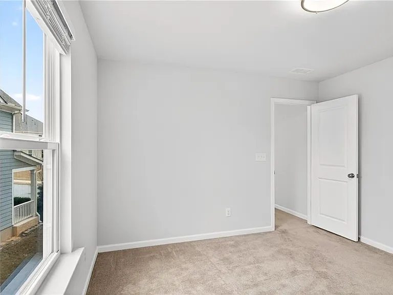 5377 Fountain Head Ln — Photo 36