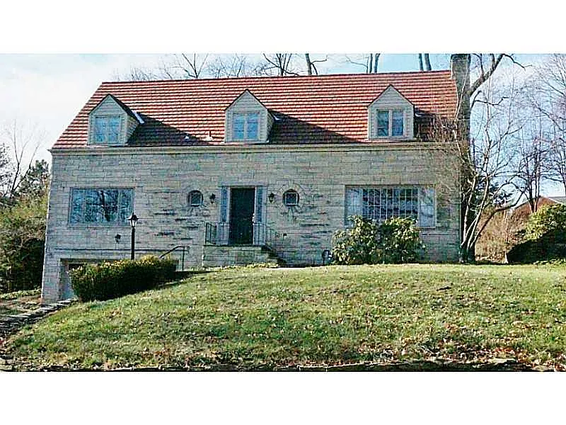 17 Woodland Dr photo 1