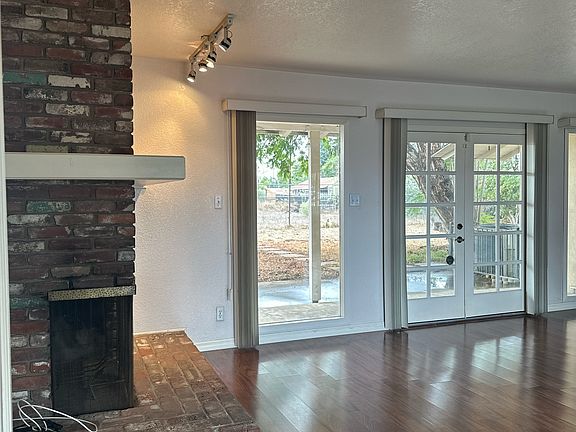 4th image of 5576 Jurupa Ave