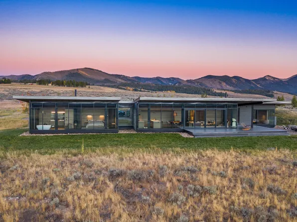 1130 Shaw Mesa Dr, Stanley, ID 83278