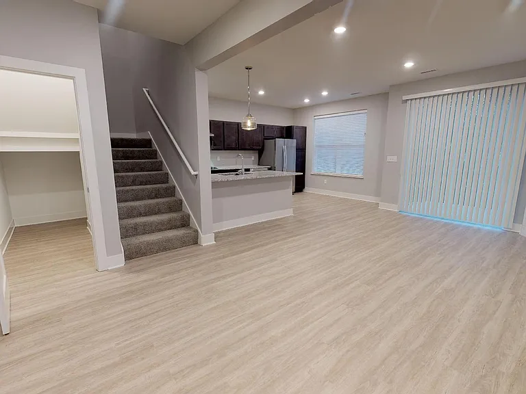 Hanover Townhomes — Photo 22