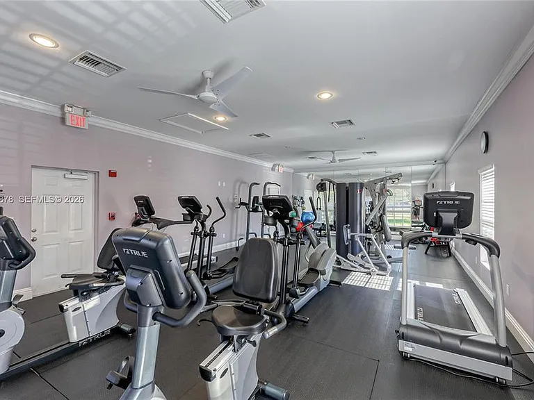 6207 Bay Club Dr #1 — Photo 9