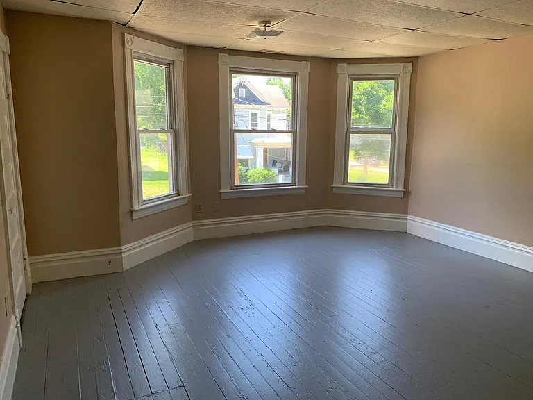 1336 Lynn St — Photo 11