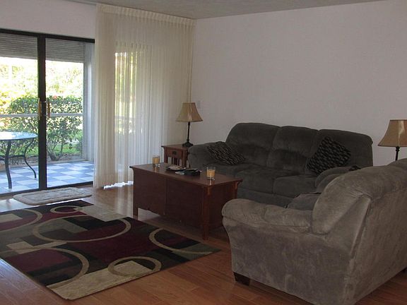 3rd image of 300 N A1a APT A103