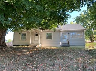1319 Madison St, Henderson, KY 42420