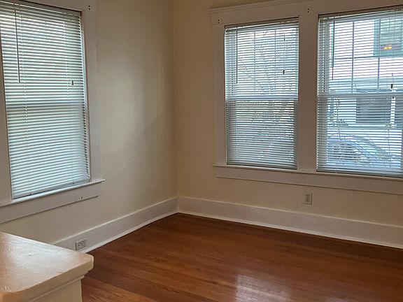 4th image of 2 Devereaux St #1