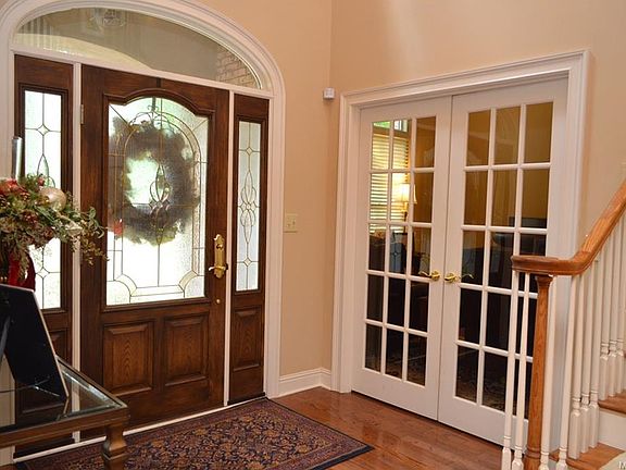 3rd image of 7506 Wynford Cir