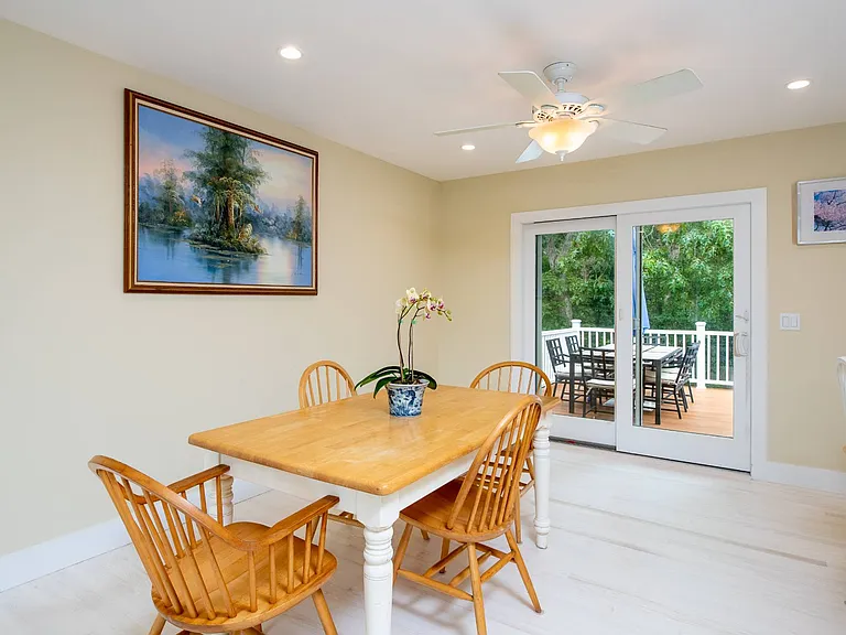 55 Shinnecock Rd #A — Photo 7
