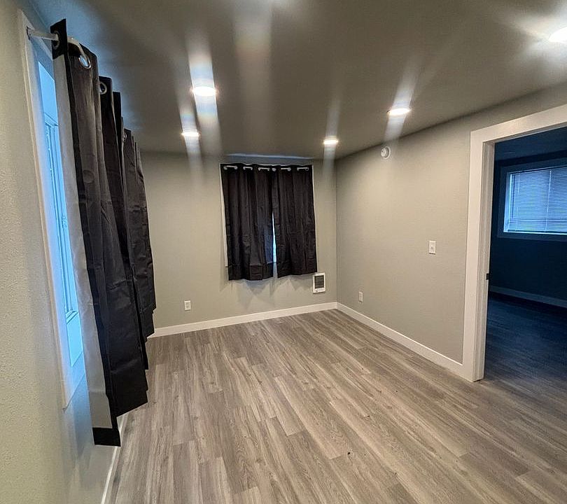 10th Ave Fourplex 112 W 10th Ave Post Falls ID Zillow