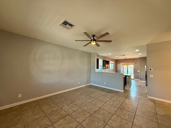 4th image of 11607 W Redfield Rd