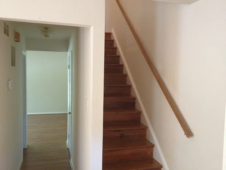 3914 Bridget Ct — Photo 4