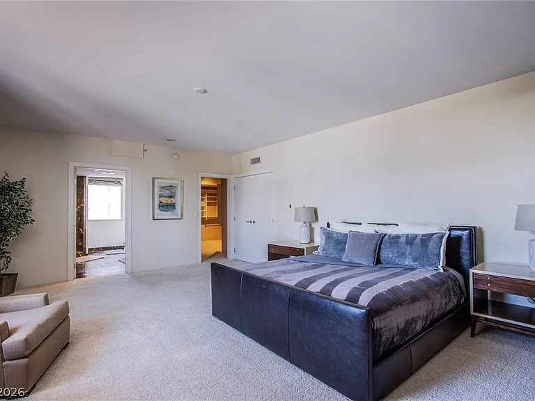 360 E Desert Inn Rd #1008 — Photo 18