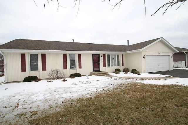 1st image of 1013 Bunting Dr