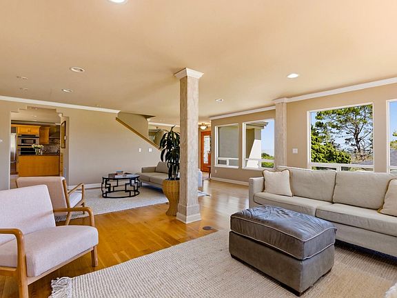 4th image of 791 Toyon Dr
