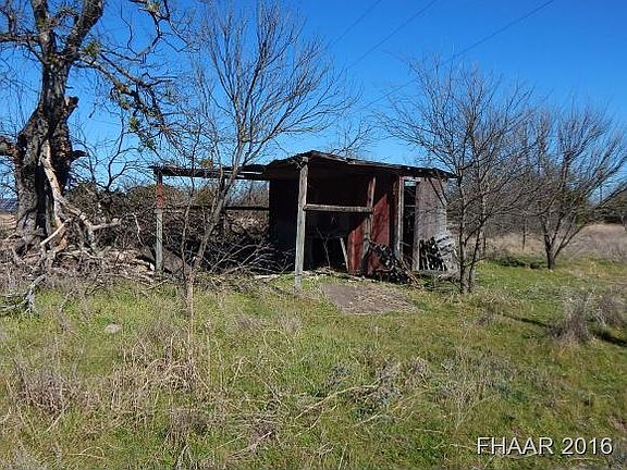 4th image of 936 Bradford Ln