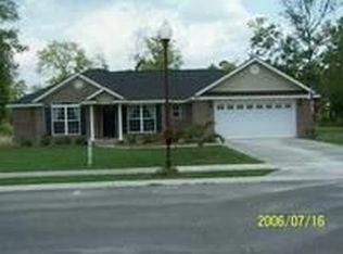 530 Cobblestone Cir, Bloomingdale, GA 31302