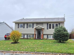 11 Centennial Dr, Antigonish, NS B2G 2V6