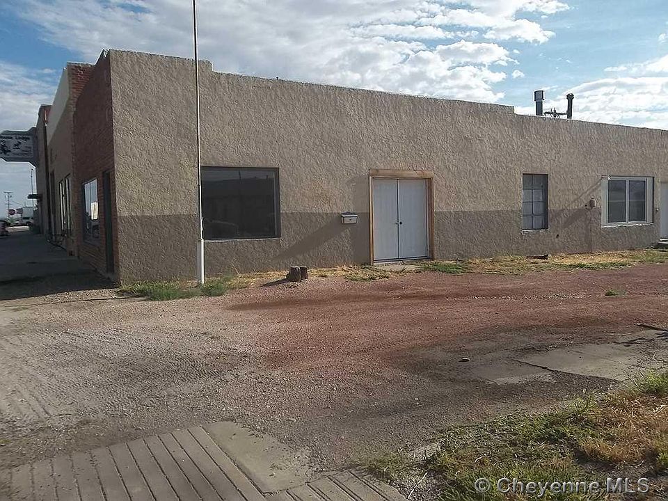 2nd image of 602 8th St