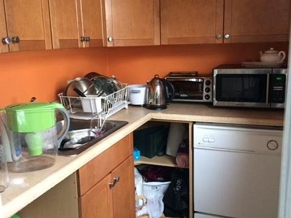 2nd image of 15-17 Caldwell Ave #1