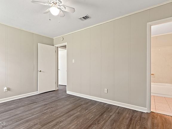 5th image of 106 Chipwood Cir