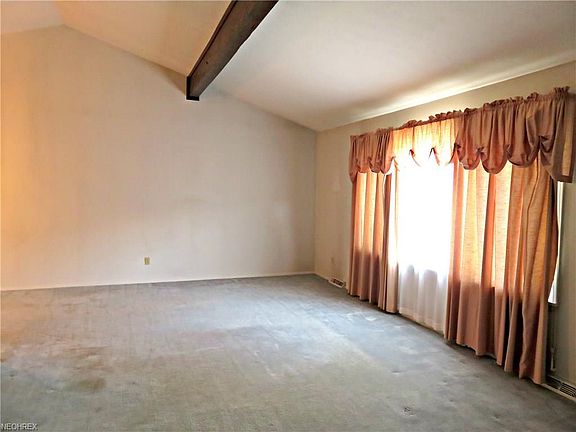 4th image of 3995 Trenton Trl