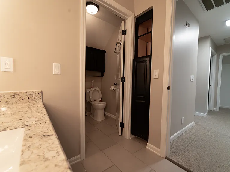 201 Trotwood Mews — Photo 31