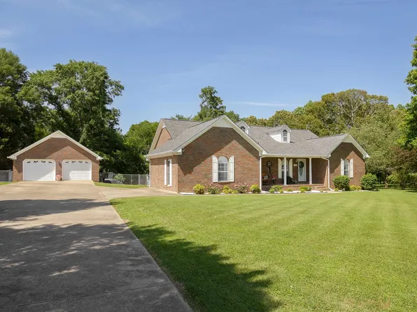 110 Cloverleaf Cir, Killen, AL 35645