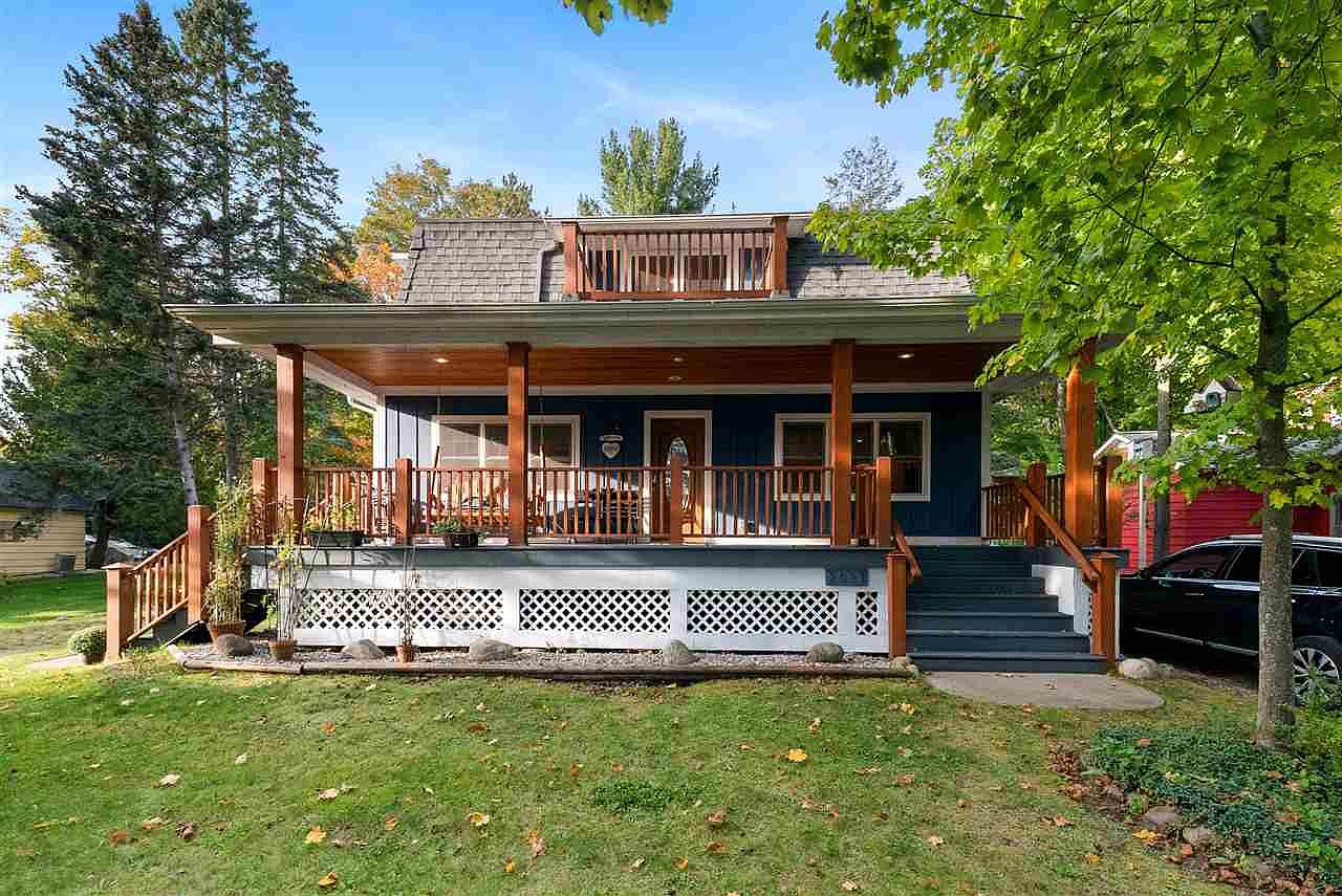 2027 Northshore Dr, Walloon Lake, MI 49796 Zillow