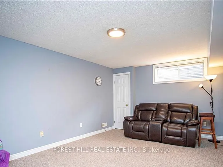 1478 Adelaide St N #23 — Photo 21