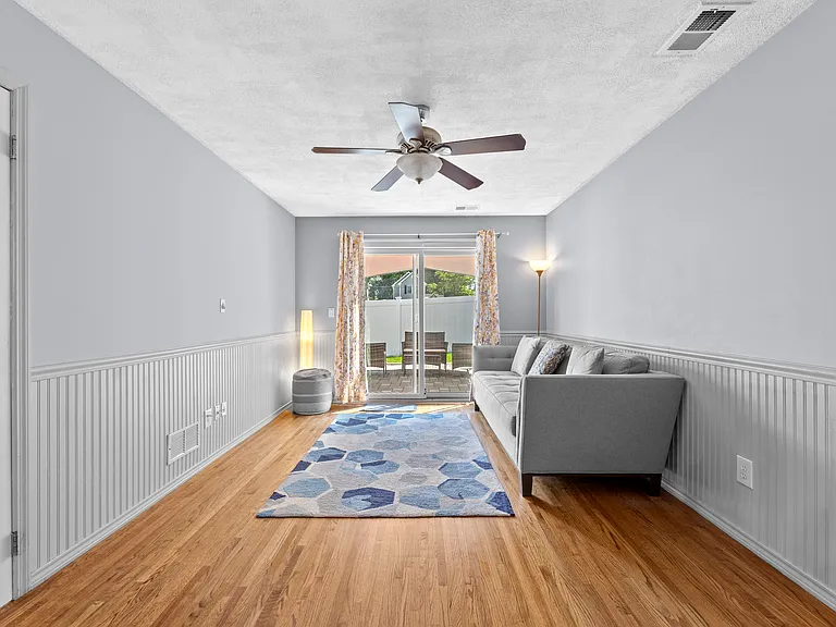 161 River Dr — Photo 10