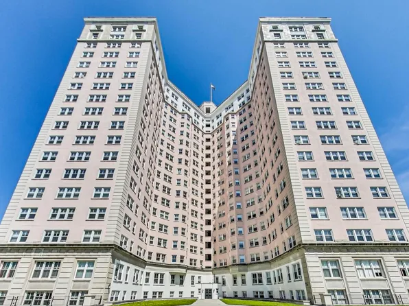 5555 N Sheridan Rd APT 516, Chicago, IL 60640