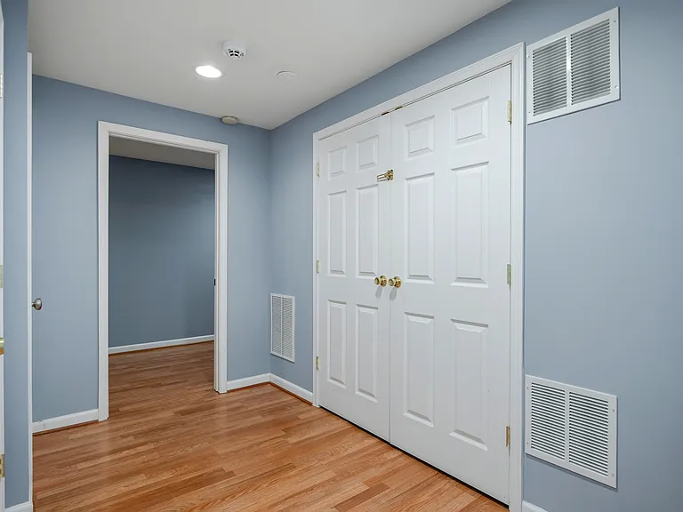 12506 Erroll Ln — Photo 10