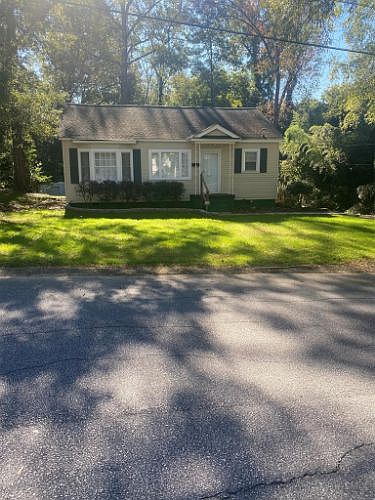 1st image of 347 Creswell Ave W