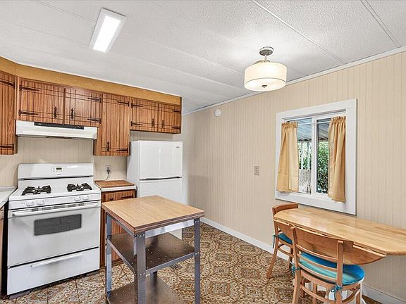 5th image of 355 Colver Rd Unit 44