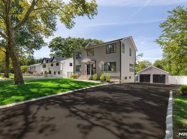 331 Elmwood Drive, Paramus, NJ 07652