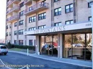 1000 Clove Rd APT LLM, Staten Island, NY 10301