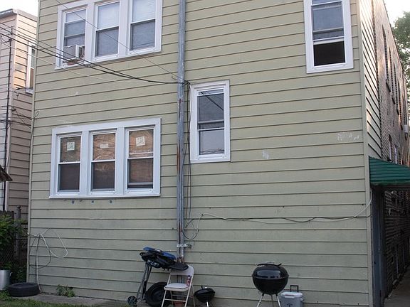 2nd image of 3007 N Keating Ave