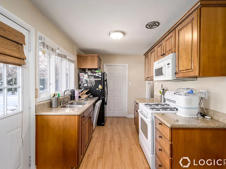 6845 S Greenfield Way — Photo 6