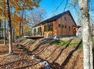 8 River Rd, Detroit, ME 04929