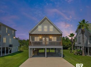 628 W 1st Ave, Gulf Shores, AL 36542
