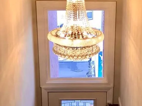 586 Liberty Avenue image 9 of 11