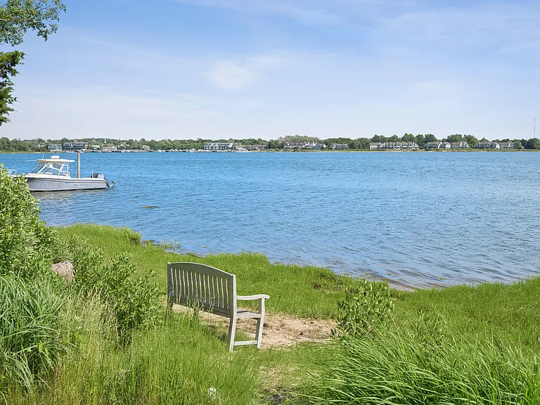 69 Ferry Rd — Photo 15
