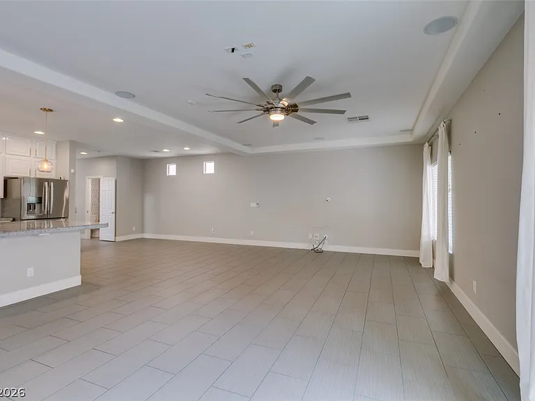 4586 W Camero Ave — Photo 21