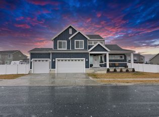 701 S School House Rd, Saratoga Springs, UT 84045