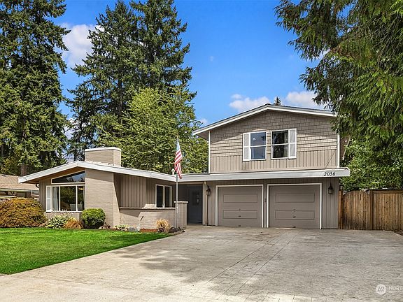 3rd image of 2036 151st Avenue SE