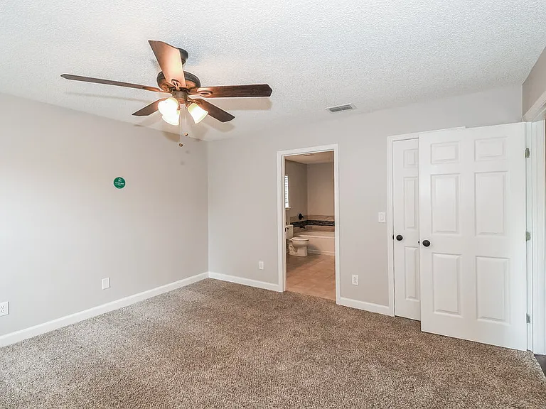 8785 Chambore Dr — Photo 10