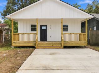 112 Pecan St, Port Neches, TX 77651
